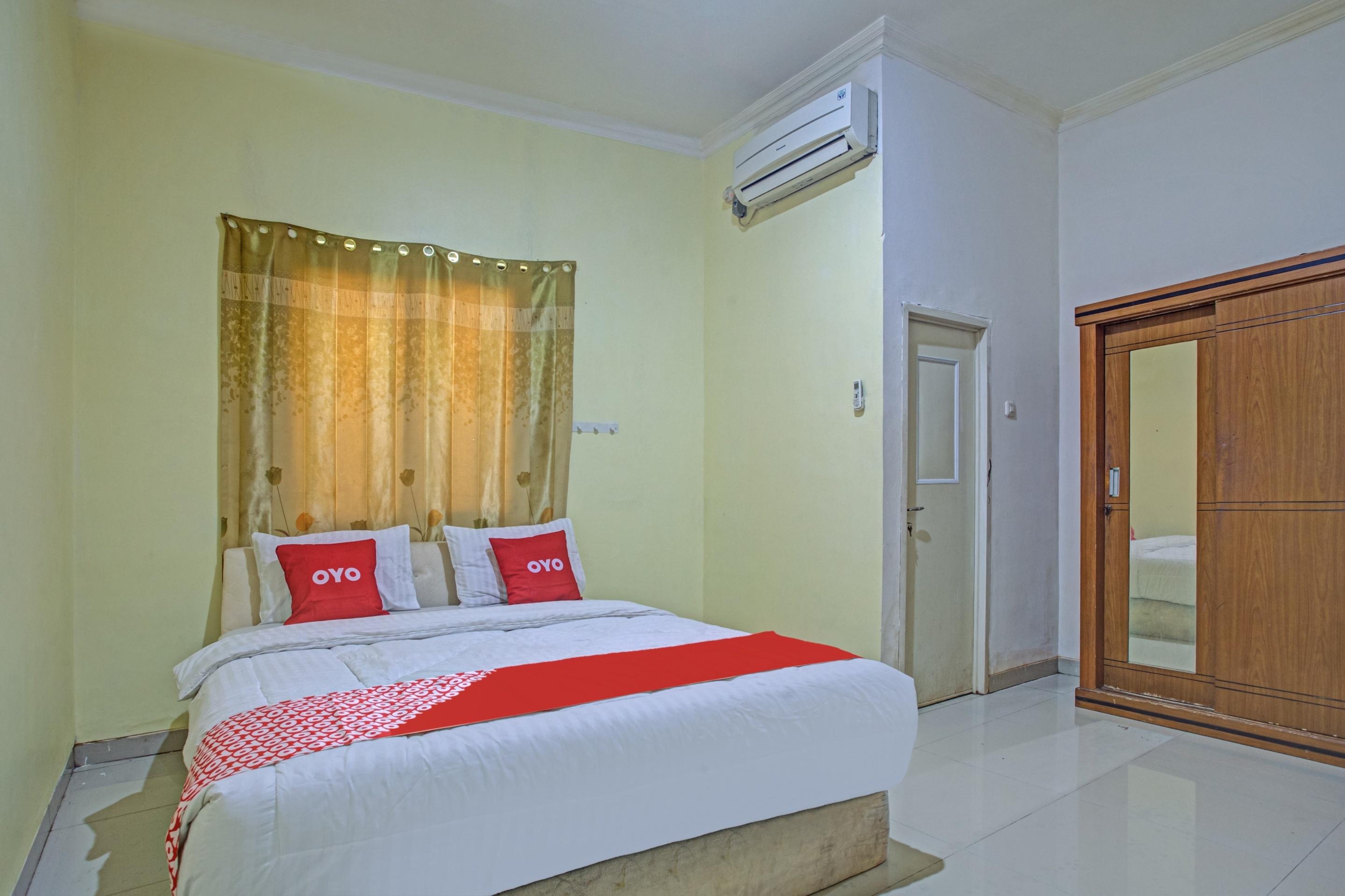 Oyo 3883 The Red Hotel Bogor Bagian luar foto