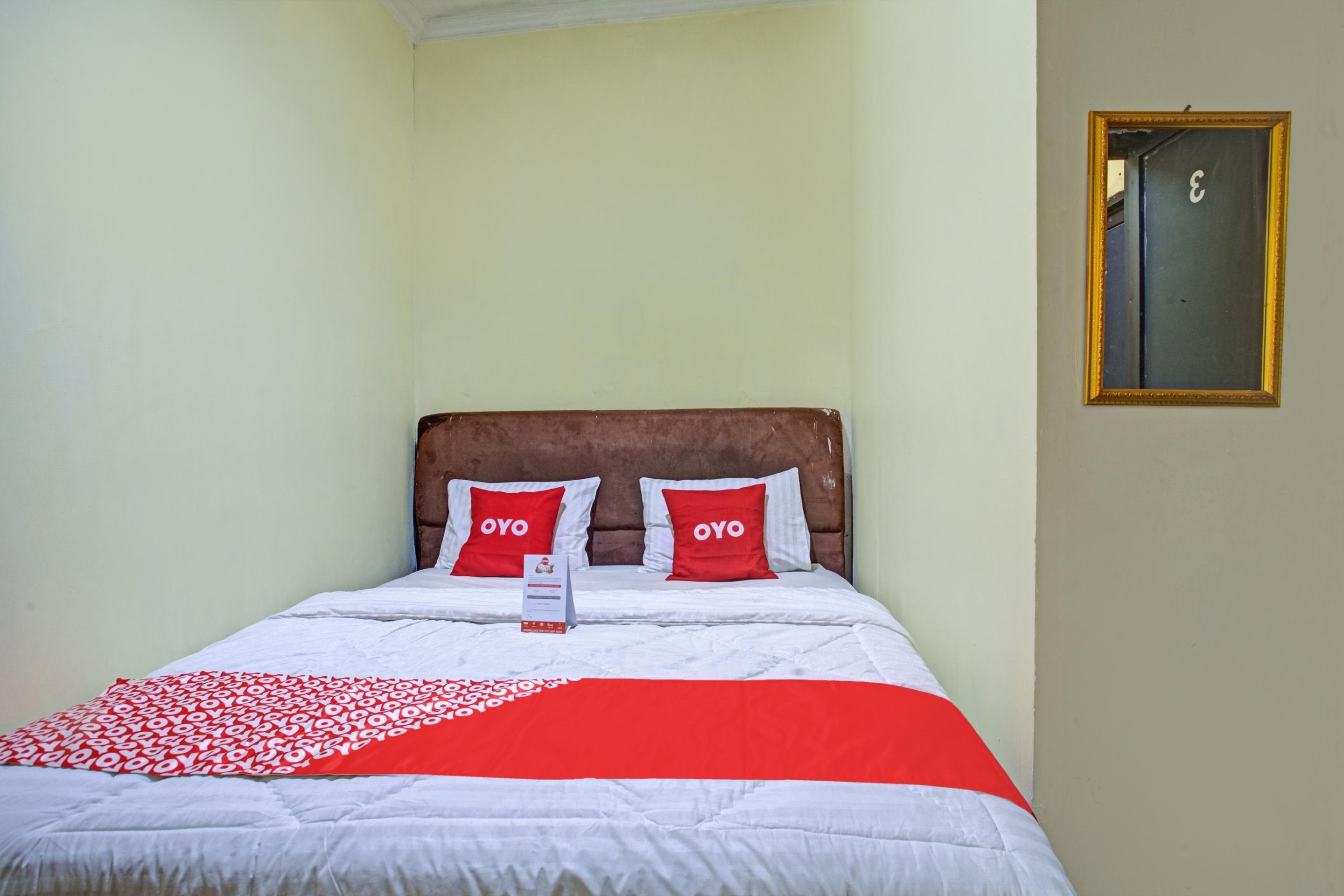 Oyo 3883 The Red Hotel Bogor Bagian luar foto